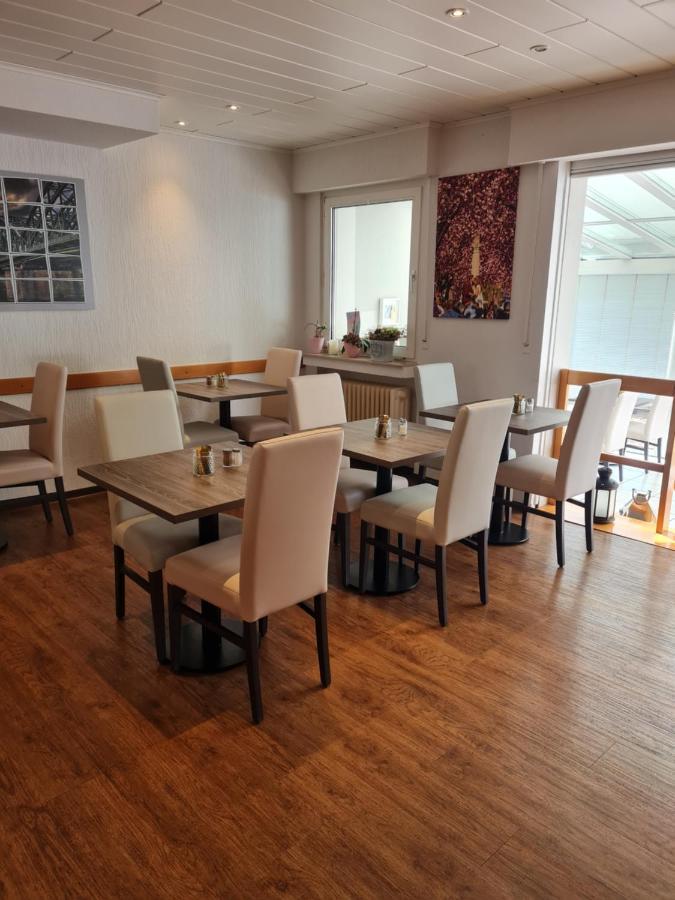 Airport Hotel Karsten Kolín nad Rýnem Exteriér fotografie