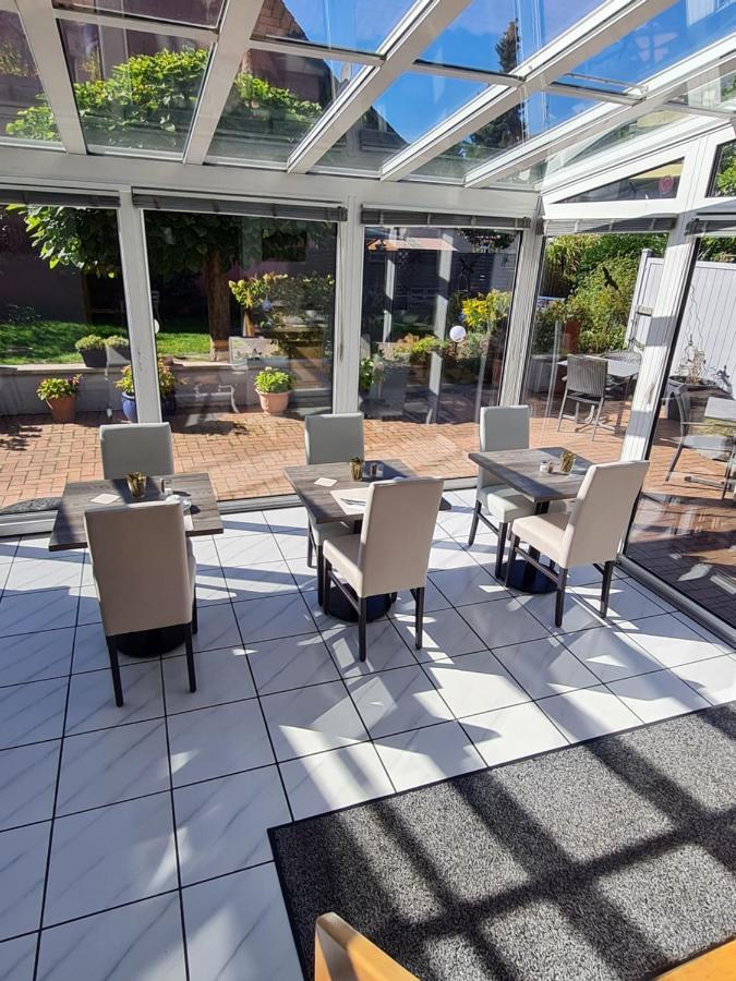 Airport Hotel Karsten Kolín nad Rýnem Exteriér fotografie